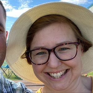 Meet your Posher, Amanda